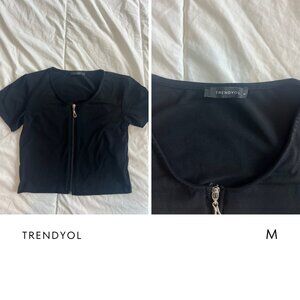 CROP TOP - BLACK